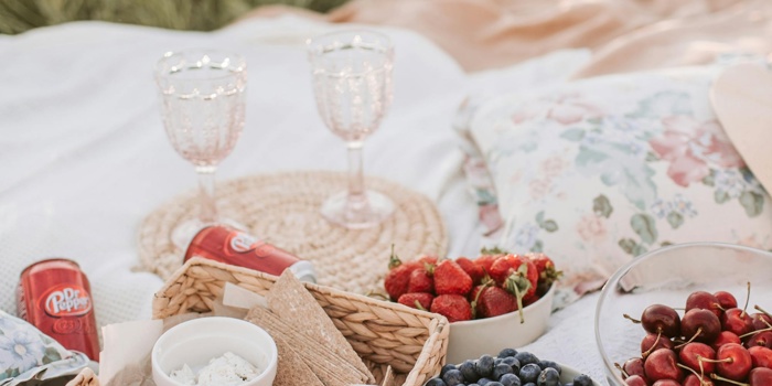 The Ultimate Guide to Crafting a Perfect Gourmet Picnic